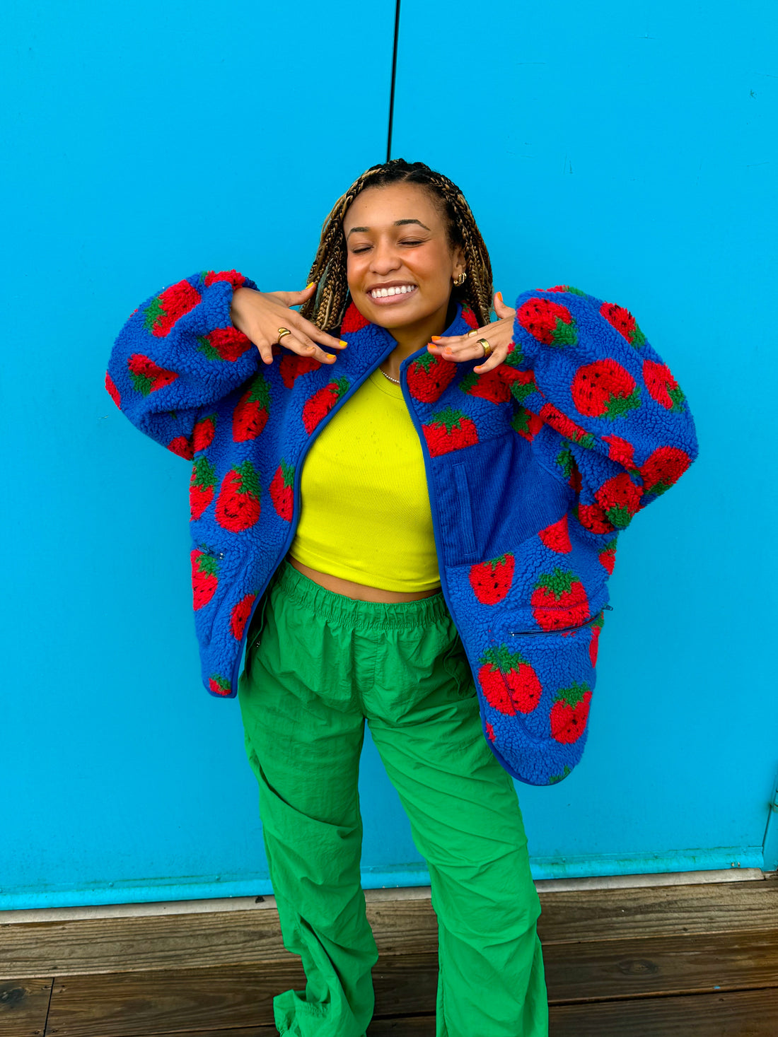 Berry Picking Sherpa in Blue (S-3XL)