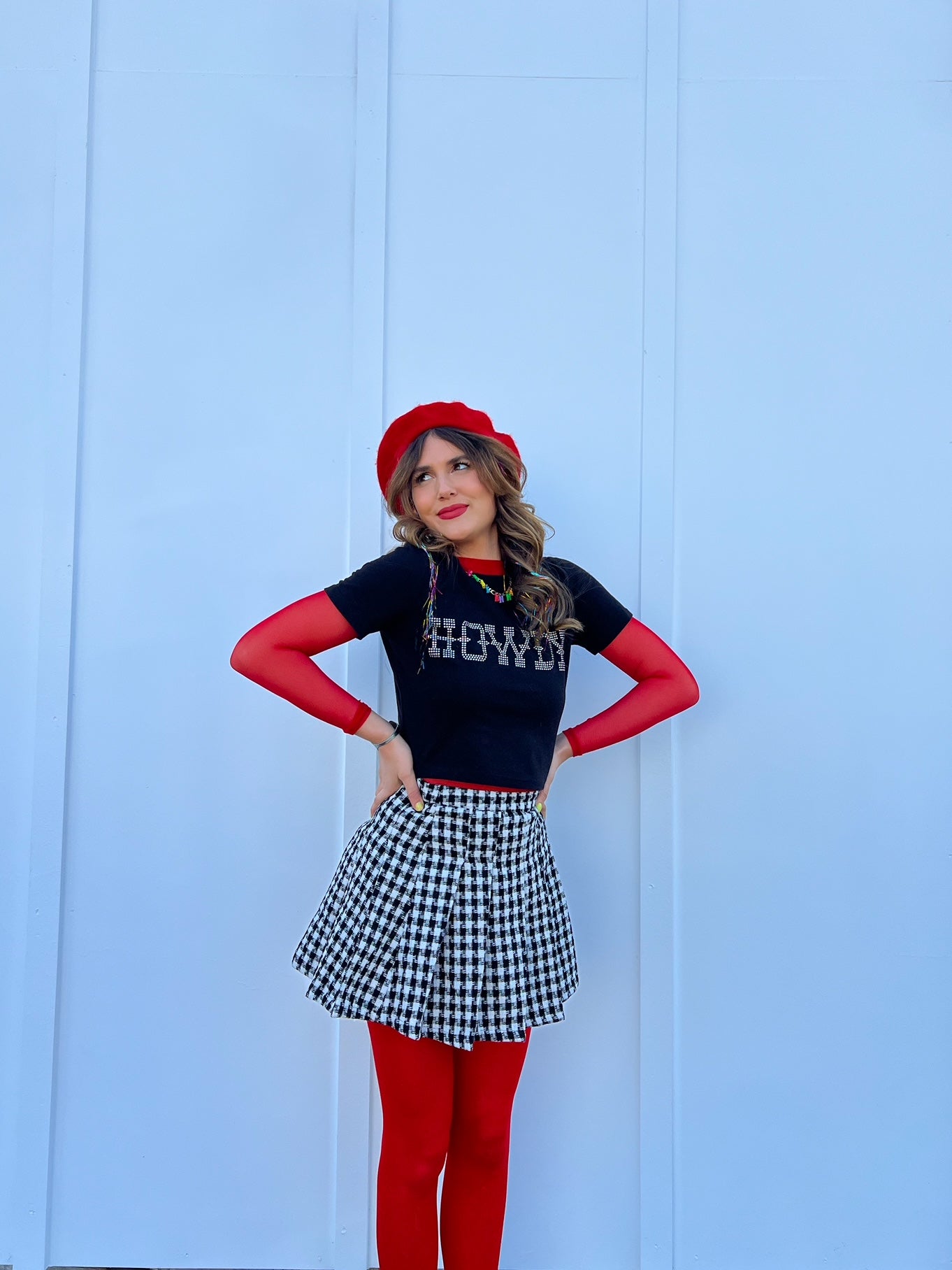 Howdy Rhinestone Tee (S-3XL)