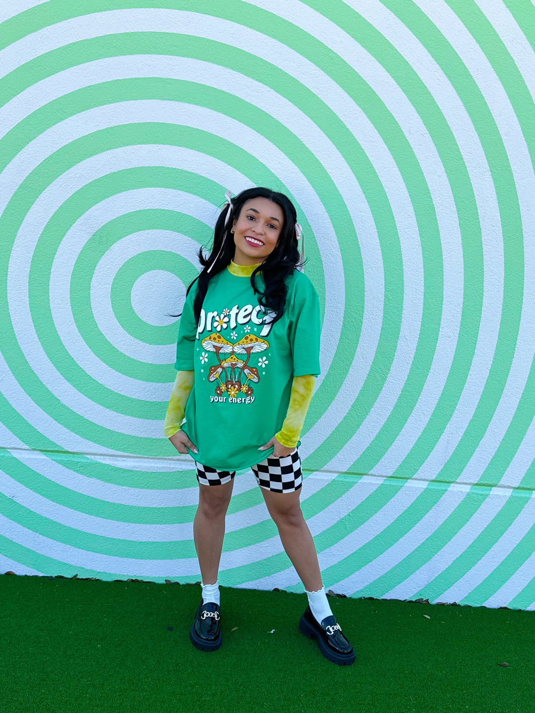 Kiwi Green Graphic Tee (XL)