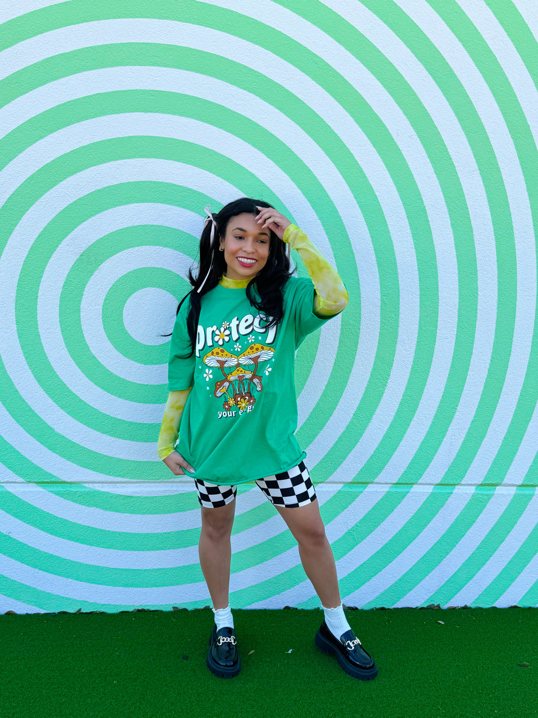 Kiwi Green Graphic Tee (XL)