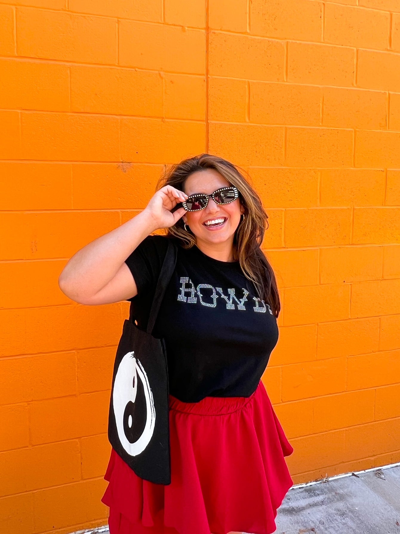 Howdy Rhinestone Tee (S-3XL)