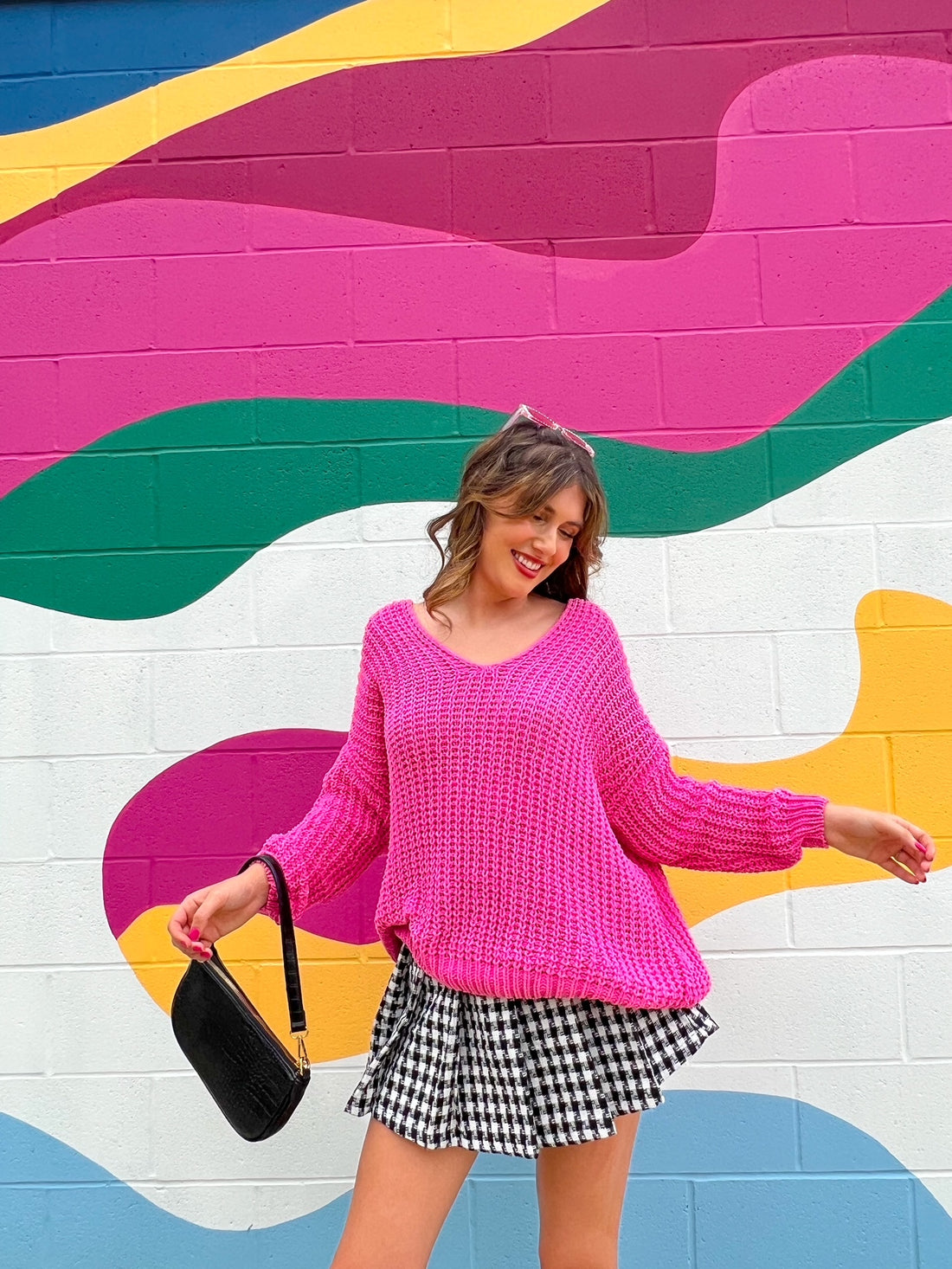 Missing Summer V-neck sweater (S-L)