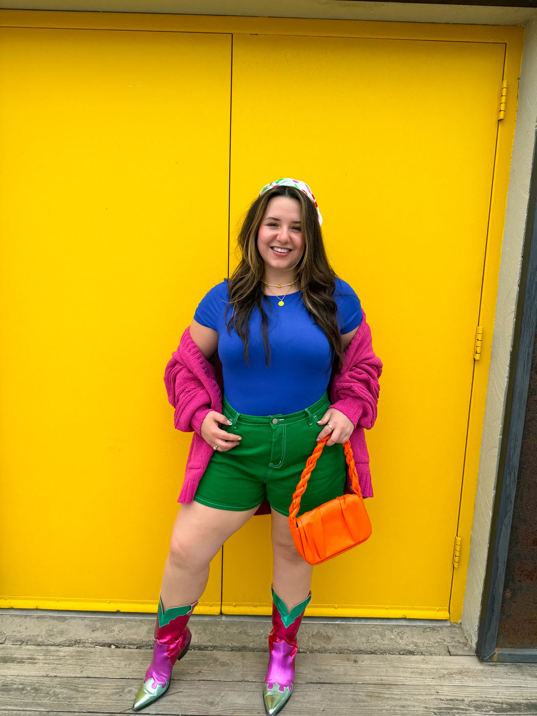 Happier than Ever Shorts in Green (S-3XL)