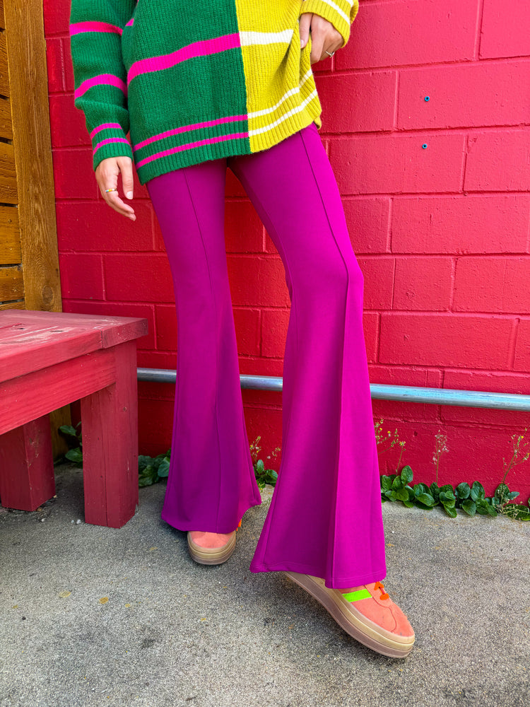 Weekend Vibes Berry Flare Pants (S-3XL)