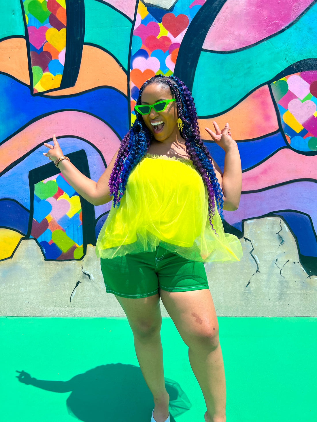 Happier than Ever Shorts in Green (S-3XL)