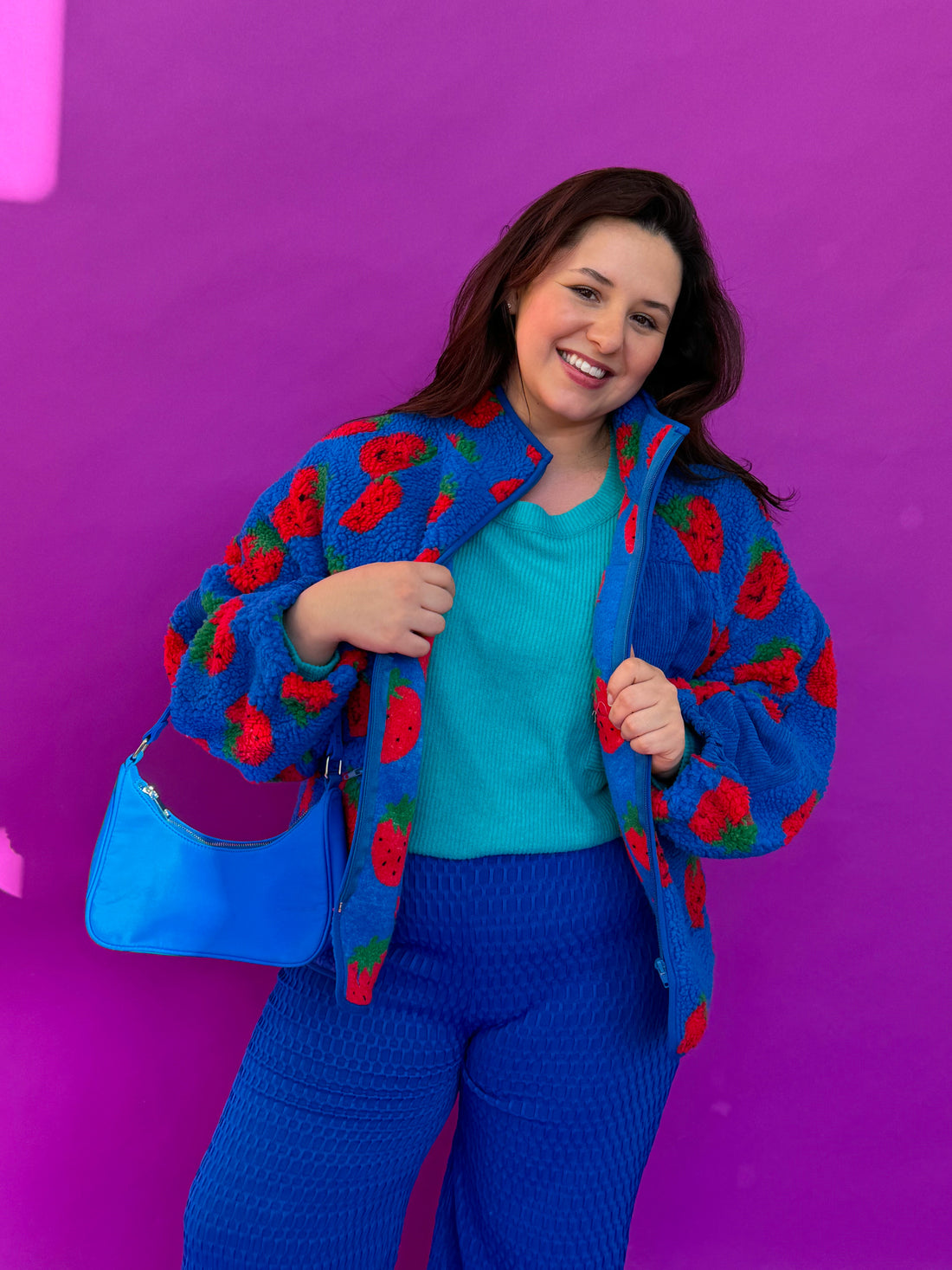 Berry Picking Sherpa in Blue (S-3XL)