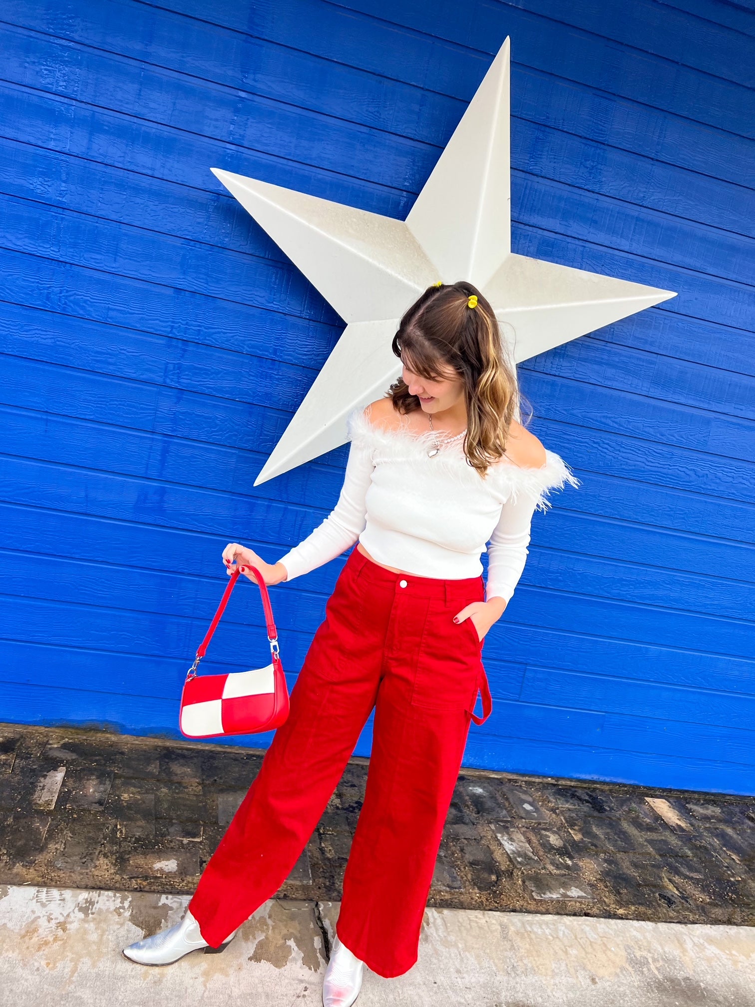 Snow Globe Feather Top (M & L)