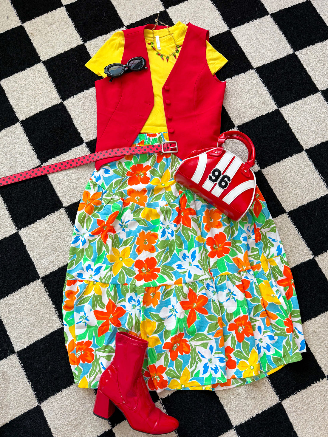 Cool Girl Summer Outfit Bundle (S-L)