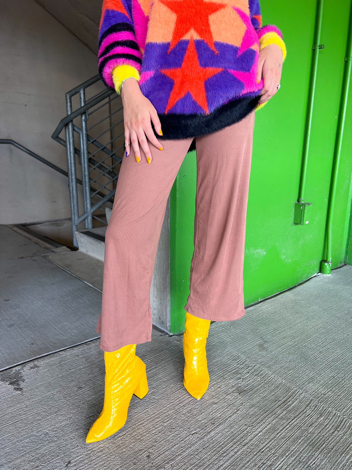 Groovy Capri Pants in Mocha (large)