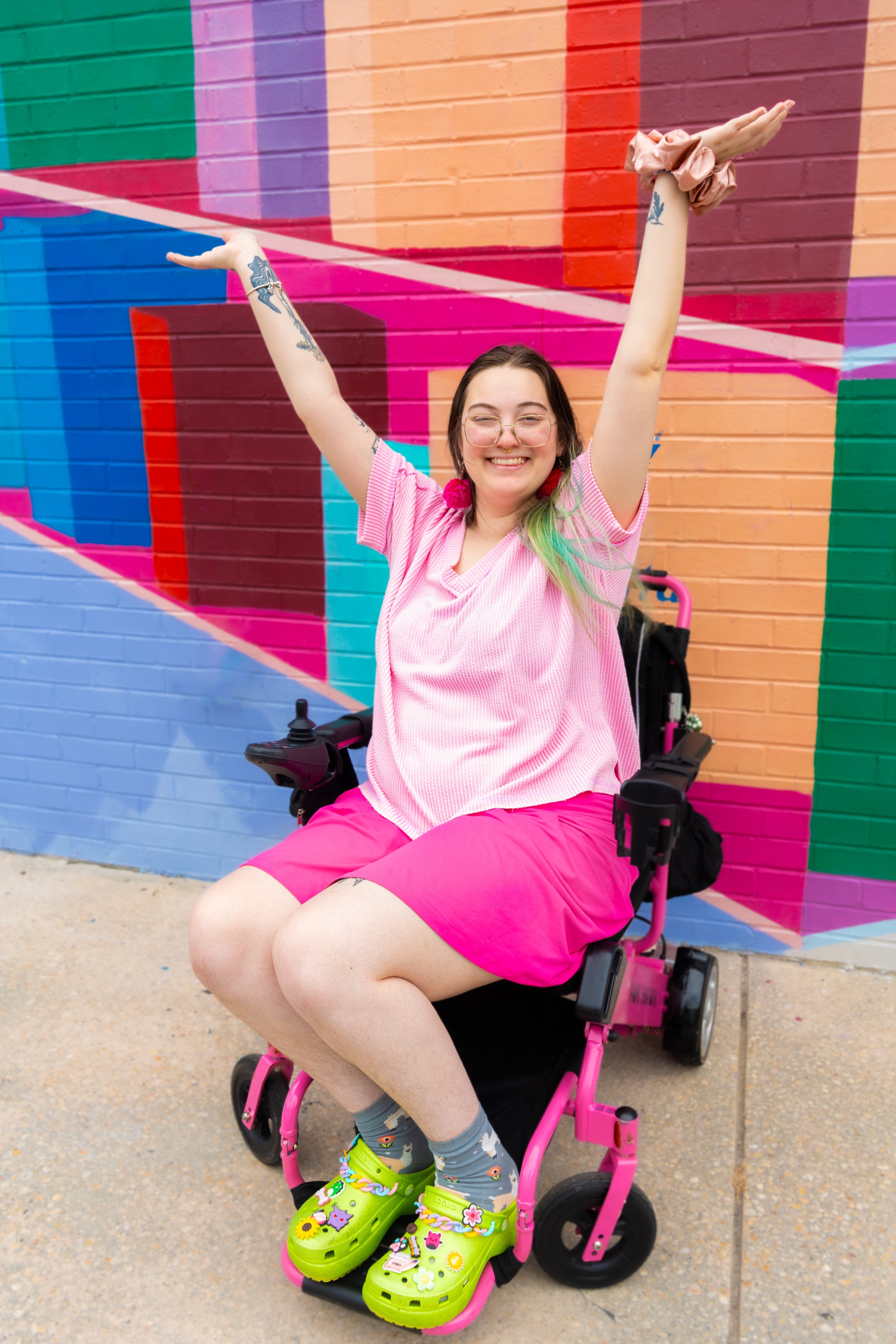 Candy Pink V-neck (S-3XL)