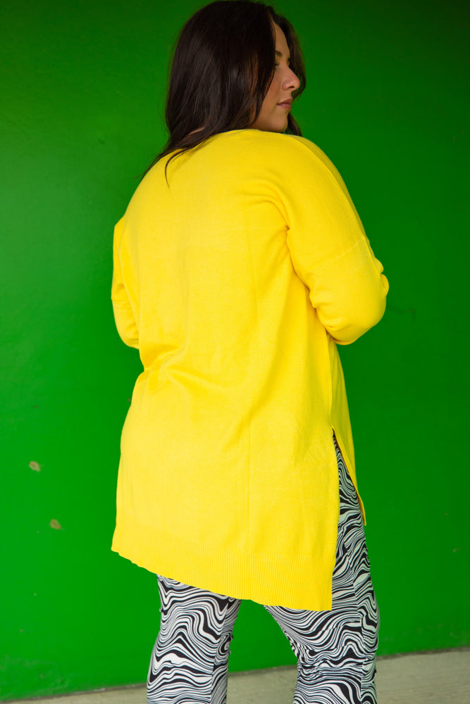 Daisy Yellow Sweater (S-3XL)