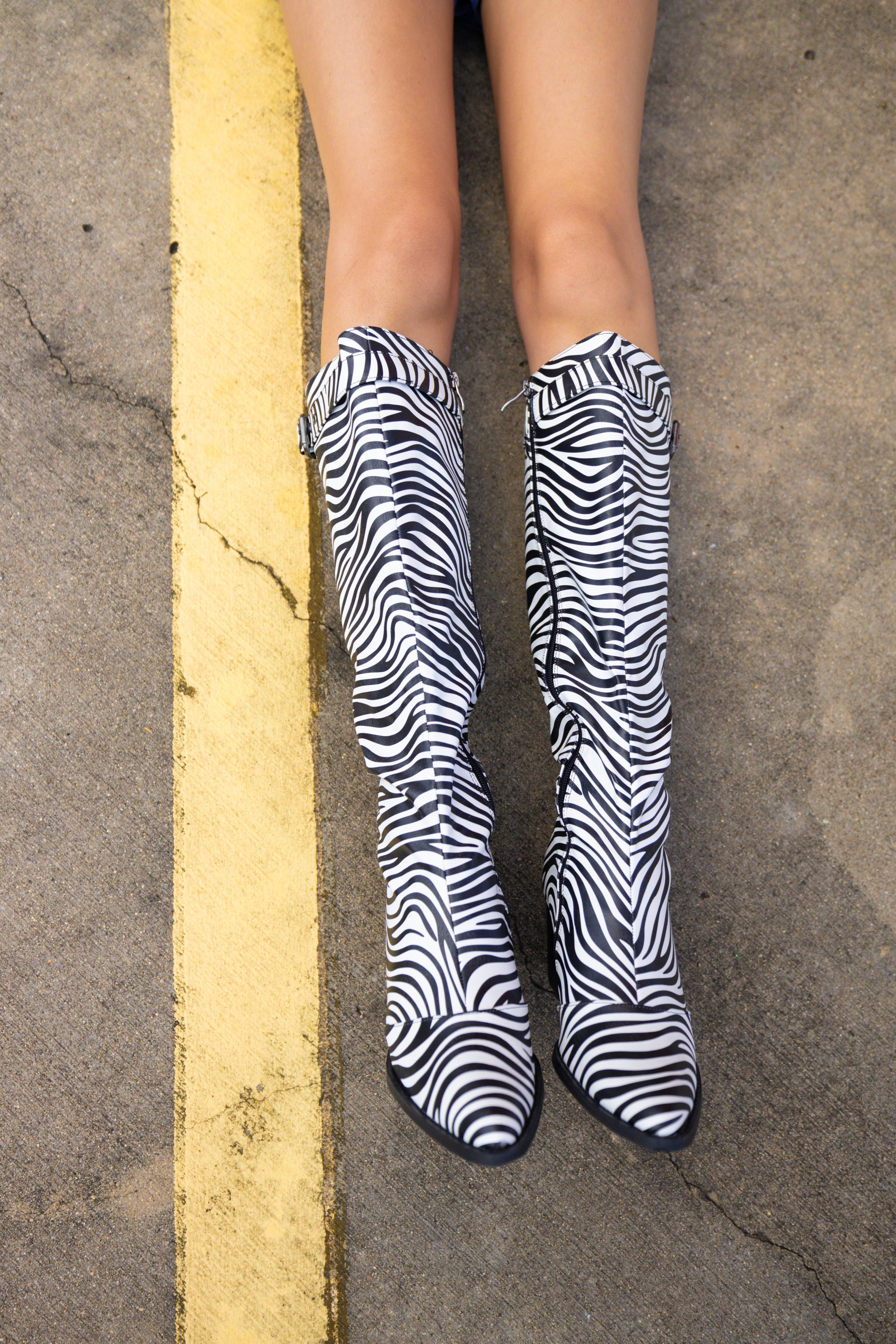 Treat Yourself Gogo Boots (5.5-7.5)